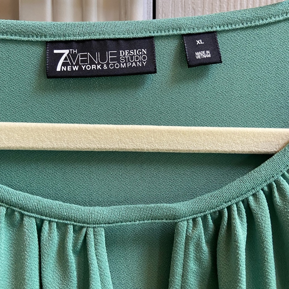 NY & Co Bell sleeve top - Picture 3 of 3